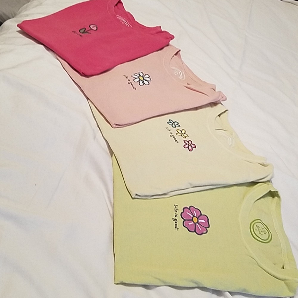 Womens lot of 5 Life is good tee shirts